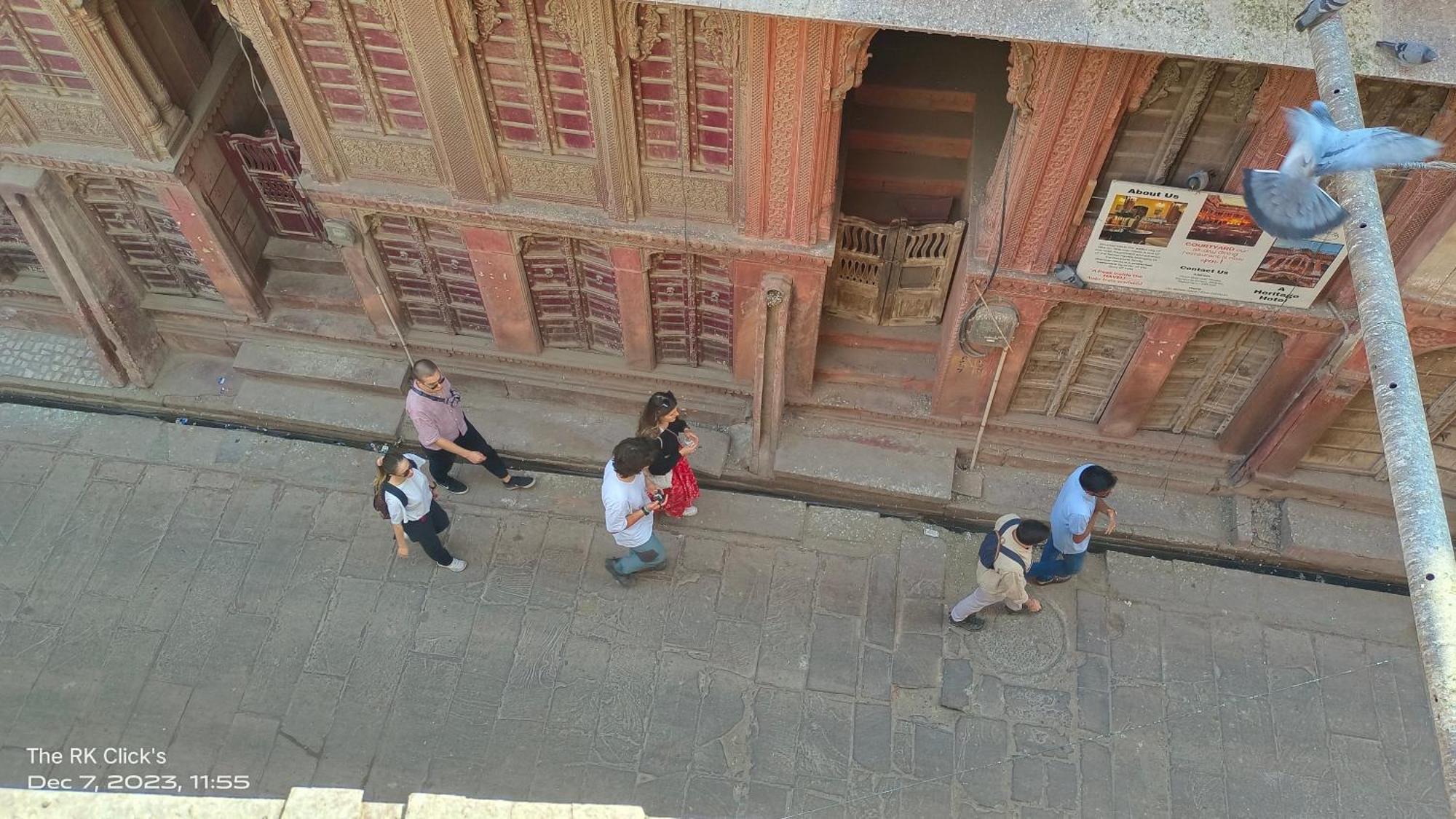 Karina Art Home Stay Bikaner Exteriör bild