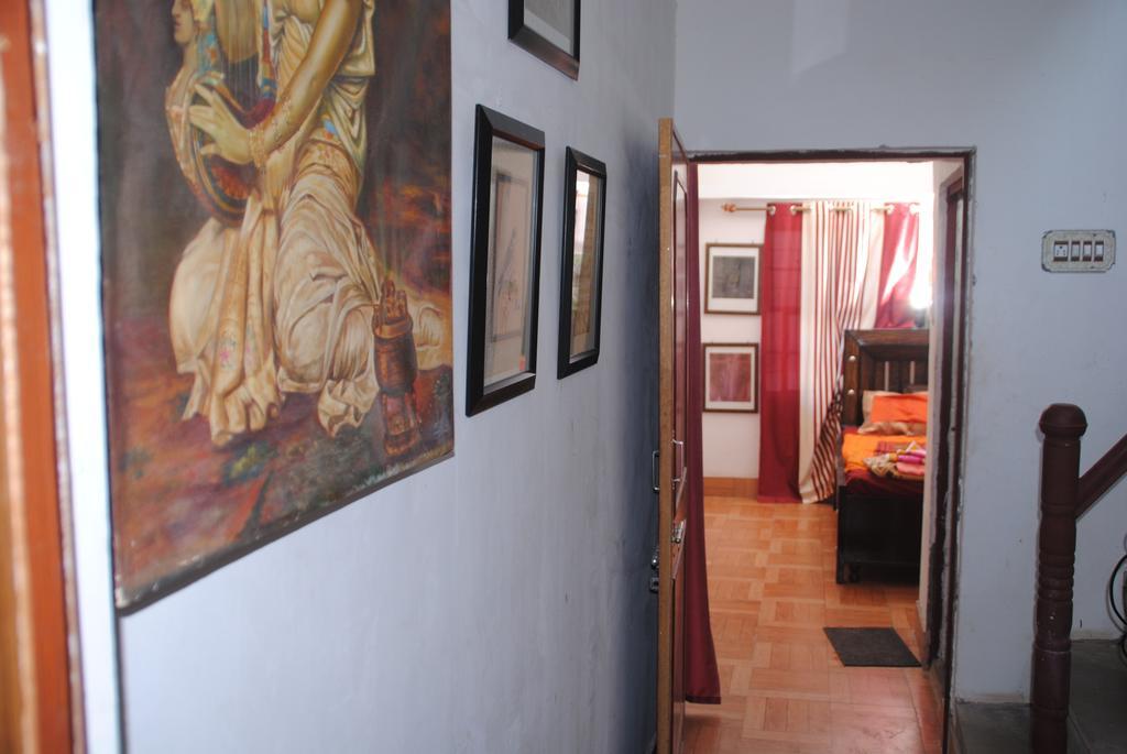 Karina Art Home Stay Bikaner Rum bild